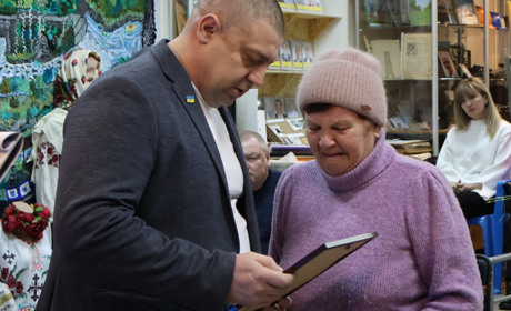 Дякуємо, молимося і пам’ятаємо: в Южноукраїнську вшанували пам'ять Героїв Небесної Сотні