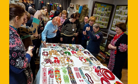 Прикраси українок від майстринь Кагарличчини та Ржищівщини показали у Кагарлицькому музеї