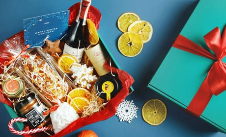 Як вибрати для персоналу брендовані корпоративні новорічні подарунки