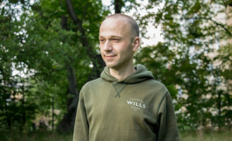 Дрогобич у старих листівках і цифрових графіках: як Олександр Небайдужий популяризує місто