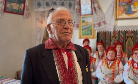 “Влаштували близько п'ятдесяти концертів просто неба”. Як ансамбль “Горлиці” підтримує військо