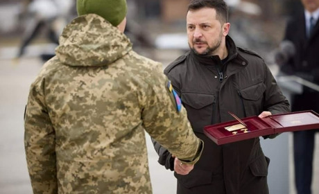 Президент Зеленський нагородив нашого земляка капітана Максима Данильчука орденом "Золота Зірка"