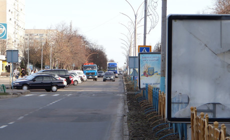 Мешканці Южноукраїнська не звертають увагу на вуличну рекламу. Чому?