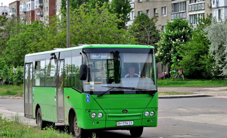 В Южненській громаді курсуватимуть безкоштовні соціальні автобуси (ГРАФІКИ)
