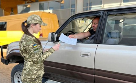 У Дії з'явиться електронна черга на кордоні для легкових авто: деталі