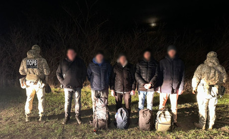 З пострілами: на Одещині затримали чотирьох чоловіків, які прямували до Молдови