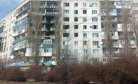 Померла у черзі. На окупованій Луганщині "державні установи" знущаються з громадян