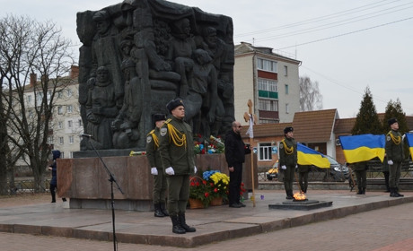 Роковини Корюківської трагедії. 81 рік тому нацисти палили Корюківку. Було знищено 7000 людей