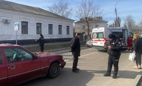 Приїхали в ДРАЦС, а потрапили в ДТП: на Золотоніщині травмована жінка