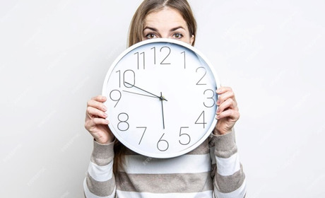 Літній час 2024: коли будемо переводити годинника