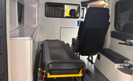 Медичні перевезення хворих спеціалізованим транспортом