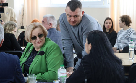 Без гарячих дискусій відбулася 44 сесія Южноукраїнської міської ради