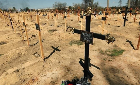 Загинули через російських окупантів. На Луганщині перепоховали рештки щонайменше 800 людей