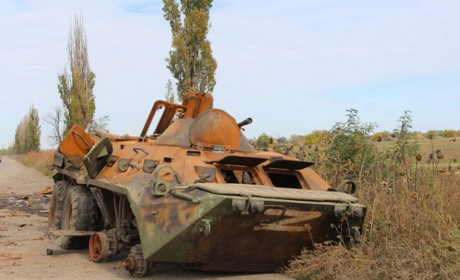 Крадуть, відмивають, ділять: беззаконня в окупованій Херсонщині