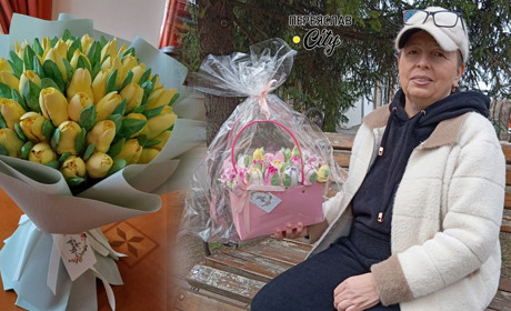 Переяславка Наталія Трошина у дорослому віці почала малювати, писати вірші і робити зефірні букети