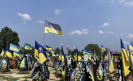 На цвинтарі Южненської громади закінчуються місця для поховань військових