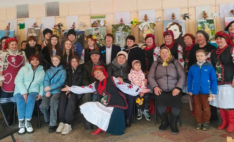 Святкували з користю: у Слободі на благодійному дійстві зібрали кошти на кілька дронів