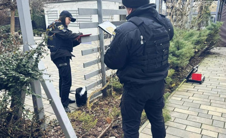 На Київщині неповнолітній хлопець вдарив ножем 14-річну дівчину