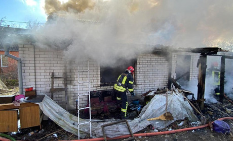 Врятували із вогню подружжя: кагарлицькі рятувальники зберегли два життя