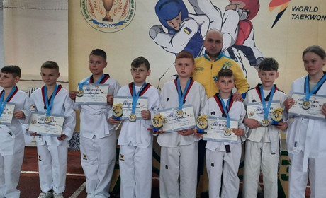 Змагання з тхеквондо: у старокостянтинівців 8 медалей