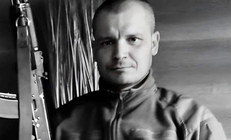 У Нікополі простилися із захисником України Максимом Олійником