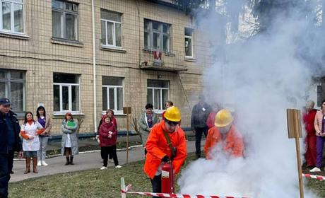 У Фастівській лікарні провели спеціальне навчання щодо дій у надзвичайних ситуаціях