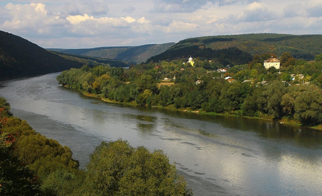 Через розлив Дністра у Молдові оголосили помаранчевий рівень небезпеки: яка причина