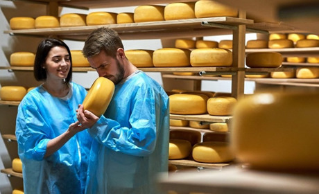 Робота, яка є у Старокостянтинові: добірка вакансій тижня