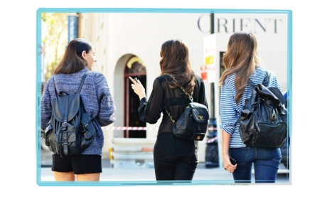 Універсальний чорний рюкзак