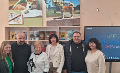 Зруйнована бібліотека ім. Гончара створила арт-укриття "Незламна бібліотека"