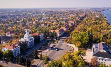 Гуманітарна криза у Каховці: місто без електрики, опалення та води вже п'ять днів