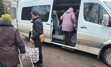 Обов'язкова евакуація з Торецька: новий маршрут й місця безплатного проживання на Рівненщині. Список