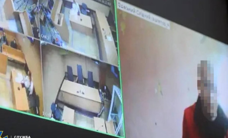 Передавав ворогу місця дислокації українських військових і техніки: одесита засудили до 15 років