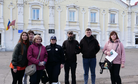 Як молодь та влада запобігають поширенню наркотиків