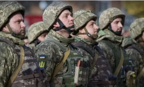 Зеленський підписав закон про зменшення мобілізаційного віку з 27 до 25 років