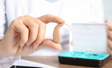 Безкоштовний слуховий апарат на Полтавщині. Як отримати