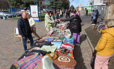 В активі майстринь ще один благодійний ярмарок