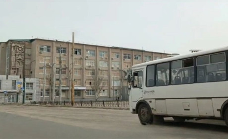 На блокпостах поблизу Сєвєродонецька перебувають "дивні люди" у військовій формі. Що їм треба