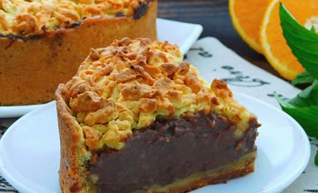 Готуємо шоколадний тертий пиріг: ну це неймовірно смачно та просто!