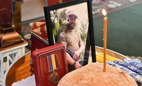 Нікополь простився із захисником України Олегом Брускевцевим