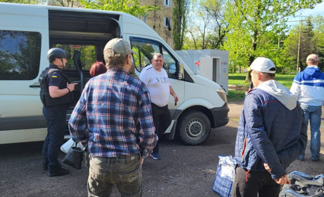 Обов'язкова евакуація цивільних мешканців Торецької громади: автобус відправляється 20 квітня