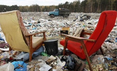 Окуповану Луганщину перетворять на полігон для сміття. Щороку звозитимуть 350 тис тонн непотребу