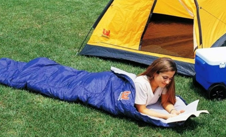 Туристичні спальні мішки: на що звернути увагу при виборі