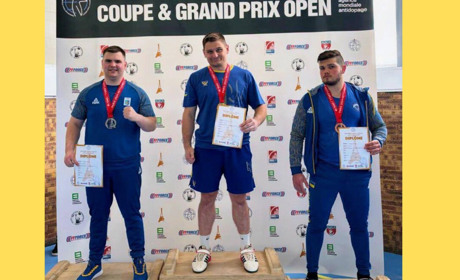 Гирьовик з Покровська Леон Білицький здобув чотири медалі на чемпіонаті Європи у Парижі