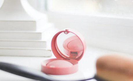 Найкращі продукти та бренди для догляду за собою від COSMO SHOP