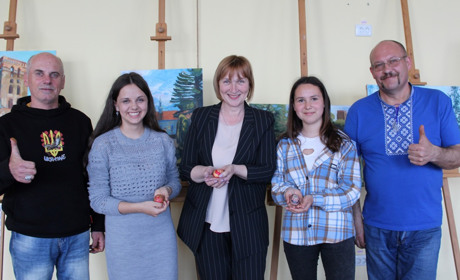 Новини воєнного часу. Старокостянтинівщина. Майстер-клас, виставка, допомога