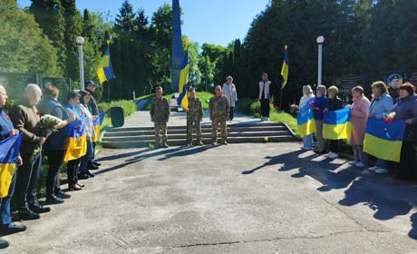 У Мені вшанували День пам’яті та перемоги над нацизмом у Другій світовій війні