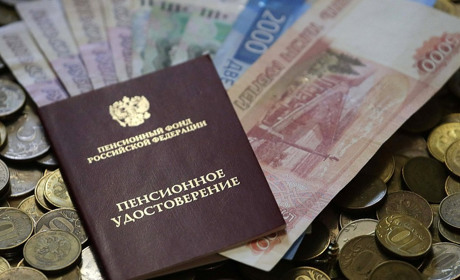 У Мелітополі пенсіонери, які вірили в "багате російське життя", розчаровані та залишені без коштів