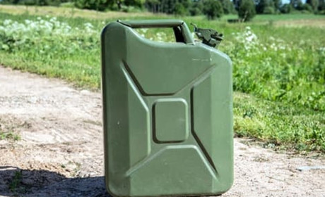 На окупованій Луганщині відчувається дефіцит пального. Стратегічного запасу немає