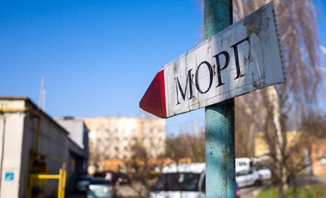 Небіжчикам не вистачає місць. На окупованій Луганщині розгортають додаткові морги для вбитих росіян